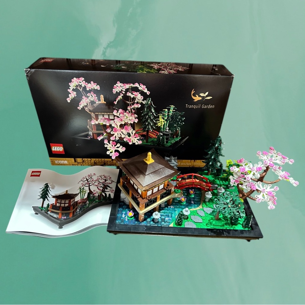 LEGO Icons 10315 18+ Tranquil Garden Zen Cherry Blossom Japanese Teahouse Set